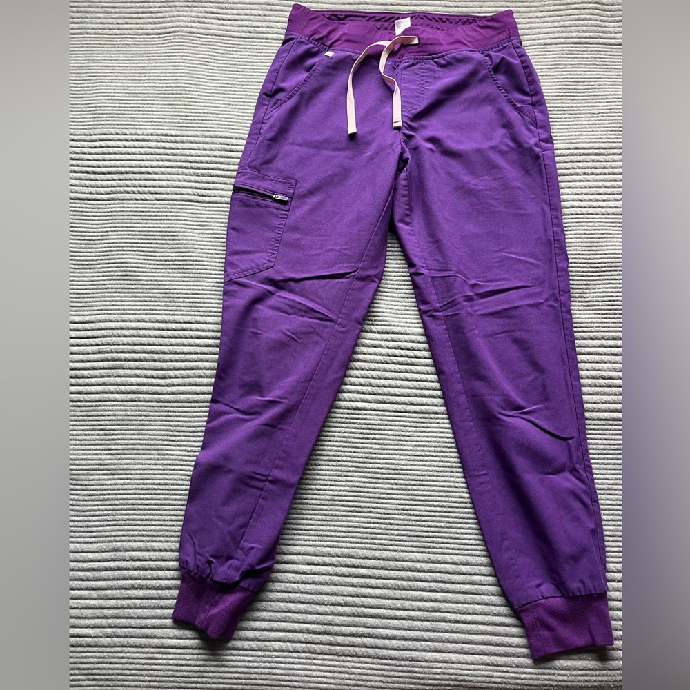 Women’s Figs Zamora jogger scrub pants - S/Ultra Violet